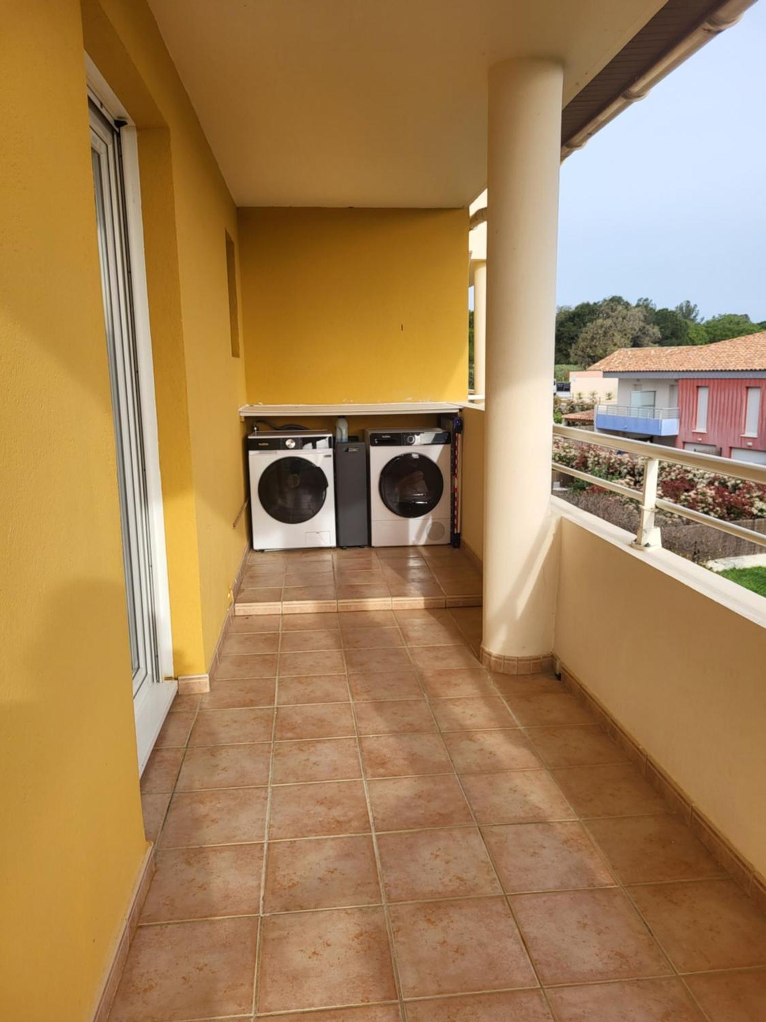Apartment Maison A 700m De La *